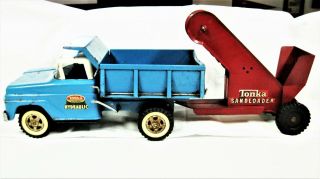 Vintage Tonka Hydraulic Dump Truck With Sandloader