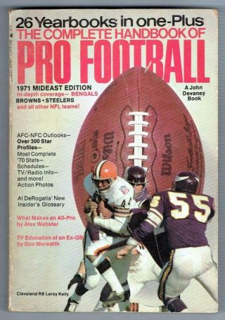 The Complete Handbook Of Pro Football 1971 Edition Leroy Kelly Cover