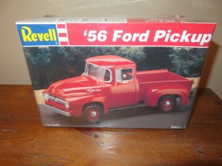 Revell 56 Ford Pickup 1/25