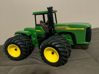 1/16 John Deere 9420 4x4 Tractor