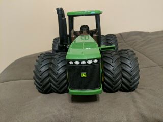 1/16 John Deere 9420 4x4 Tractor 3