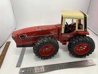 Vintage 1979 Ertl International Harvester 3588 2,  2 Tractor 1:16 Scale