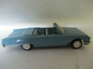 Blue Amt 1/25 1960 Ford Starliner Convertible Friction Drive Promo Car Model