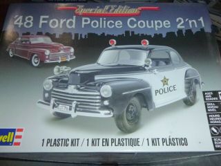 Revell 85 - 4318 1948 Ford Coupe 2n1 Police 1/25 Model Car Mountain Si