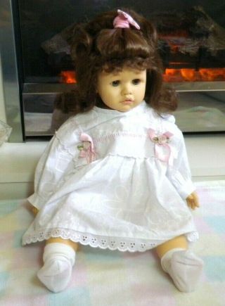 Very Pretty Very Rare Paulin Artiest Girl Doll 20 Inches.  314/950.