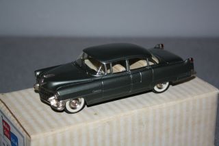 Motor City Usa,  1/43 Mc - 2,  1955 Cadillac Fleetwood,  Ln Ob