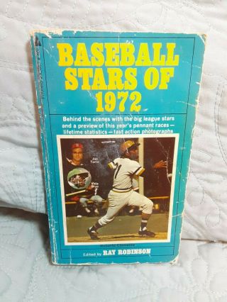 Baseball Stars Of 1972 Paperback,  Edited By Ray Robinson: Clemente On Cover