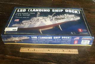 Vintage Lindberg Uss Tortuga Landing Ship Dock Model 1/288 Scale