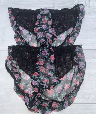 Vintage Warners Black Floral Lace Panties Size Large 2 Pairs