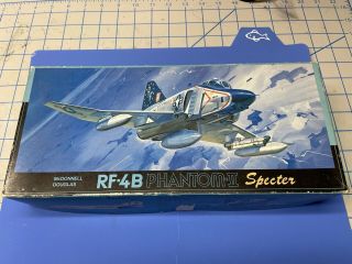 Fujimi Mcdonnell Douglas Rf - 4b Phantom - Ii Specter 1/72 Scale Model Kit