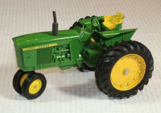 Vintage 1/16 John Deere 3010 Narrow Front Toy Tractor
