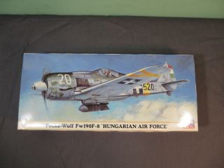 Hasegawa 1:72 Focke - Wulf Fw190f - 8 Hungarian Air Force Model Kit 00390 Open