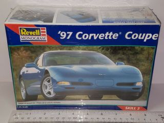 1/25 Revell 1997 Chevrolet Corvette Coupe Model Kit