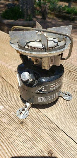 Coleman Mountaineer Series model 3024 Back - packer - Hunter - Camping Stove 01 - 2000 3