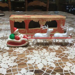 Vintage Irwin Cello And Plastic Santa Sleigh & Reindeer Barn Christmas