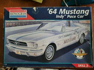 Monogram 1/24 1964 Ford Mustang Indy Pace Car Convertible Model Kit