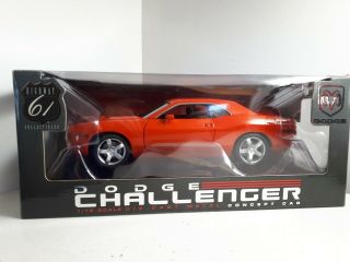 1:18 Highway 61 Dodge Challenger Concept