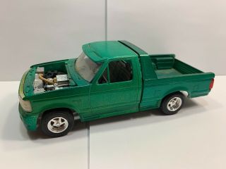 1/25 Amt Ertl - Ford F - 150 Shortbox Model Truck - Or Junkyard Diorama