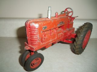 INTERNATIONAL 400 TRACTOR ERTL ESKA Vintage Farm Toy FARMALL IH 3