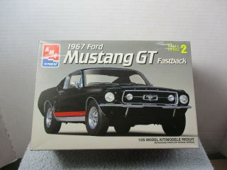 1/25 Scale Amt / Ertl 1967 Ford Mustang Gt Fastback Model Kit