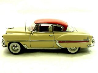 Sun Star 1953 Chevrolet Bel Air 2 Door Hardtop 1:18 Die Cast