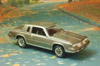 5th Gen 1978 - 1988 Oldsmobile Cutlass Supreme Luxury Sport Coupe 1/64 Scale Le M