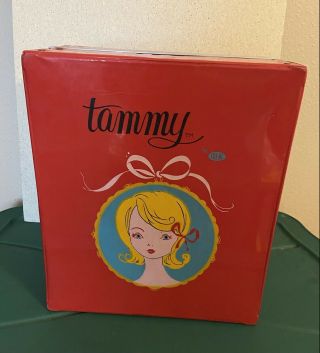 Vintage Tammy and Family Doll Clothes plus Trunk 2
