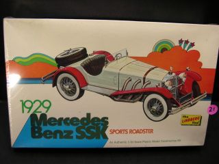 21.  Misb 1973 Lindberg Model Kit.  1929 Mercedes Benz Ssk Sports Roadster