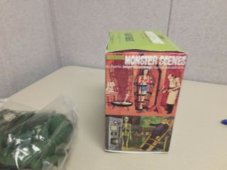 Moebius Monster Scenes Giant Insect plastic snap together model 3