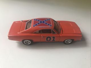 Johnny Lightning The Dukes Of Hazzard 1969 Dodge Charger General Lee 1:64 21