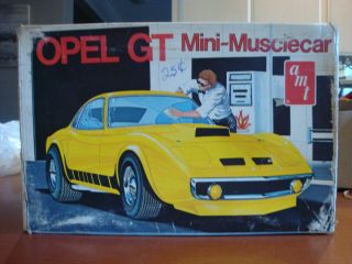 Amt Opel Gt Parts Model T369 1:25 Scale