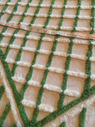 Vintage Chenille Bed Spread.  1940 ' s/50 ' s Twin/Full 70  x 102 2