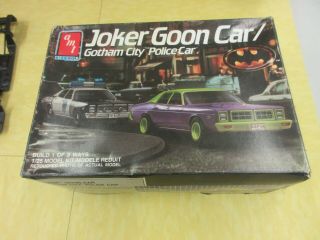 Amt/ertl Joker Goon Car Gotham City Police 6826 1/25