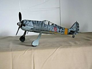Ultimate Soldier 32x Focke - Wulf Fw - 190f - 8/f - 9 Limited Ed.  1/32 Missing Parts