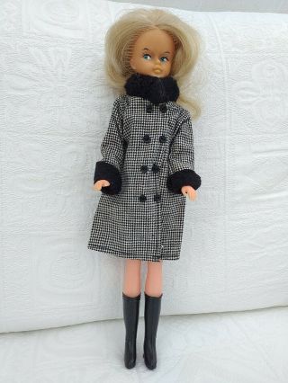 Tressy Doll Palitoy Vintage First Edition 1960s In Houndstooth Coat Boots Dress