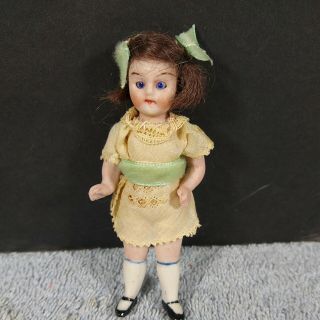 Antique 3.  5 " Miniature Bisque Dollhouse Doll German? Mignonette Blue Glass Eyes