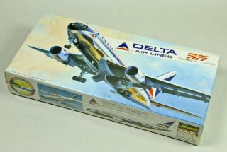 Delta Airlines Boeing 767 Vintage Hasegawa Plastic Model 1:200 Scale Kit Lc - 014