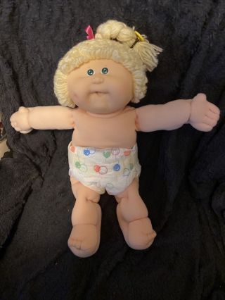 Cabbage Patch Kid Designer Line Hm 18 Fishy Mouth Poseable Doll