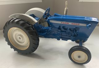 Vintage Ford 4000 Tractor By Ertl 1/12 Scale 10 1/2” Long Shape