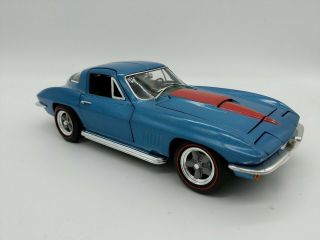 1967 Corvette Sting Ray (1:18) Loose Marina Blue Diecast Ertl Model Car