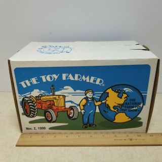 Toy Ertl Die Cast 1/16 Case 800 Toy Farmer 1990 Show Tractor,