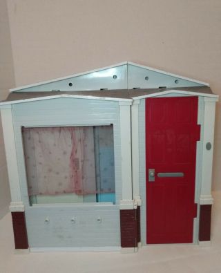 Mattel 2005 Barbie Totally Real Home Folding House W/sounds