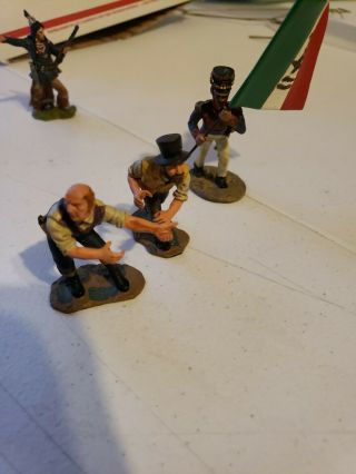 Die Cast Cannon Soldiers And Mexican Flag