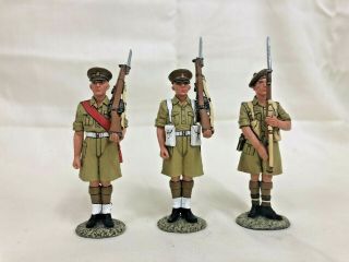 [425] King & Country Toy Soldiers 8th Army Set Of 3