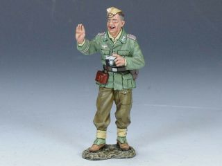 King And Country Retired Afrika Korps Ak087 Photographer