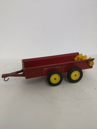 1/16 Ertl Farm Toy Holland Manure Spreader Tandem Axle