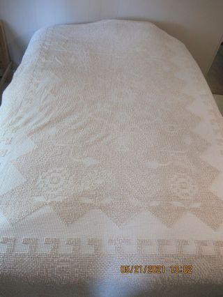 Vtg Antique White Chenille Bedspread Thomas Jefferson Colonial Twin 80x110 H124