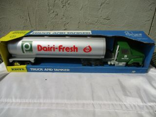 Vintage Ertl Publix Dairi - Fresh Tanker Semi Truck W/ Box