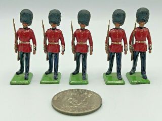 (5) Pc Vintage Britains Ltd British Royal Guard Metal Lead 54mm Toy Soldiers Exc