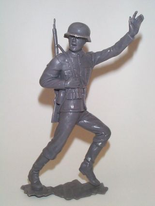 Marx 1963 6 Inch Wwii German Army Soldier Leading The Attack In To Battle Vg